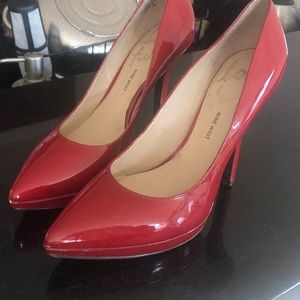 7M RED NINE WEST HEELS